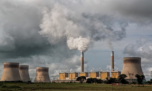 National Grid shuts down coal power stations as France raises alarm