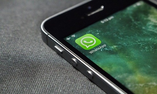 WhatsApp to soon allow iOS users to hide online status from everyone